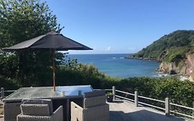 Beach Front House With Stunning Sea Views And Free Parking